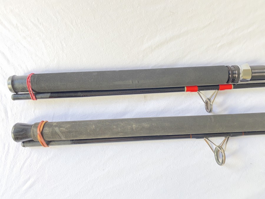2 Spinnruten: Silstar MX 3501 - 240, Carbone Composite, 2tlg., 2,40m, Wurfgewicht 20-80 gr., Stucki Thun, EM - 1904 NFT, 2tlg., 2,70m, Wurfgewicht 21 - 57 g, guter Zustand der Ruten, Transportlänge 1,43m