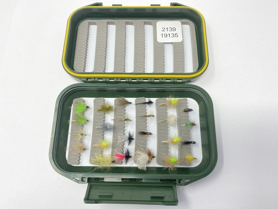 Fliegenbox mit 24 Trockenfliegen, gute Qualität