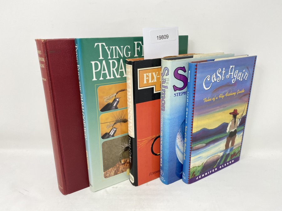 5 Bücher: Encyclopedia of Angling, A. Norman Marston, 1963; Tying Flies the Paraloop Way, Ian Moutter, 2001;  Fly-Dressing, David J. Collyer, 1975; The Salmon Handbook, Stephen Drummond Sedgwick, 1982; Cast Again, Jennifer  Olson,  1996