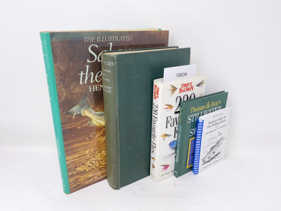 5 Bücher: Salar the Salmon, Henry Williamson, 1987; Trout Flies A discussion and a dictionary, A. Courtney Williams, 1932; 220 Favourite Flies, For Trout, Salmon, Sea-trout & Grayling; Stillwater Fly Swotter, Thomas/Brays, 1998; Pocket Guide To Fly Fishing Knots, Ron Cordes