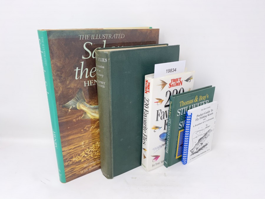 5 Bücher: Salar the Salmon, Henry Williamson, 1987; Trout Flies A discussion and a dictionary, A. Courtney Williams, 1932; 220 Favourite Flies, For Trout, Salmon, Sea-trout & Grayling; Stillwater Fly Swotter, Thomas/Brays,  1998; Pocket Guide To Fly Fishing Knots, Ron Cordes