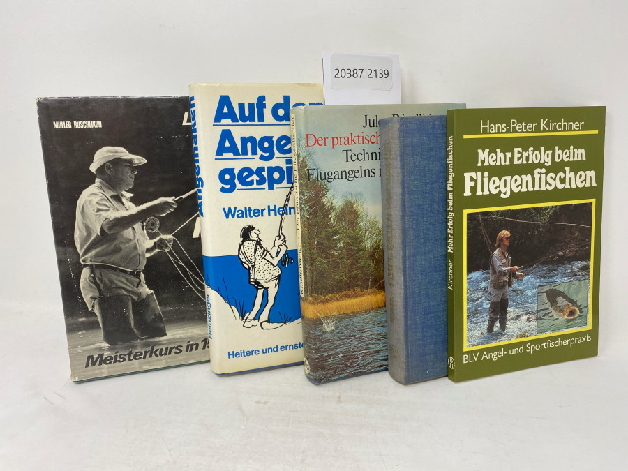 5 Bücher: Fliegenwerfen mit Erfolg, Lefty Kreh, 1974; Der Praktische Fliegenfischer, Jules Rindlisbacher, 1970; Fische fallen vom Himmel, 1961; Auf den Angelhaken gespießt, Walter Heinzinger, 1975; Mehr Erfolg beim Fliegenfischen, Hans-Peter Kirchner, 1986