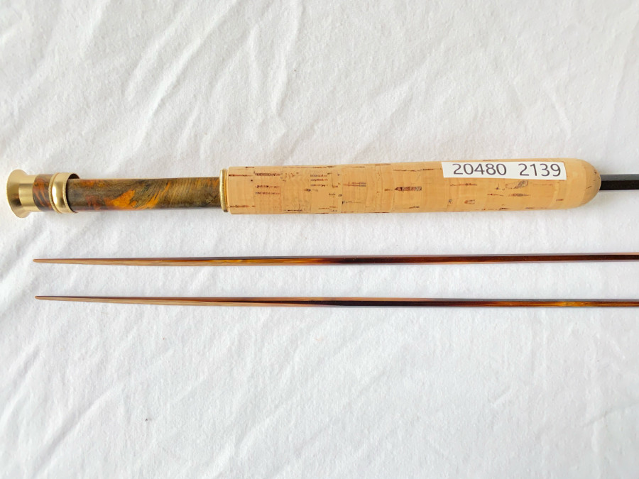 Gespliesster Fliegenrutenblank, geflämmt, spliced, 2tlg., 2tl., 2,25m, Klasse 5, ohne Hülsen, Ersatzspitze, Kunststoff Transportrohr, neu