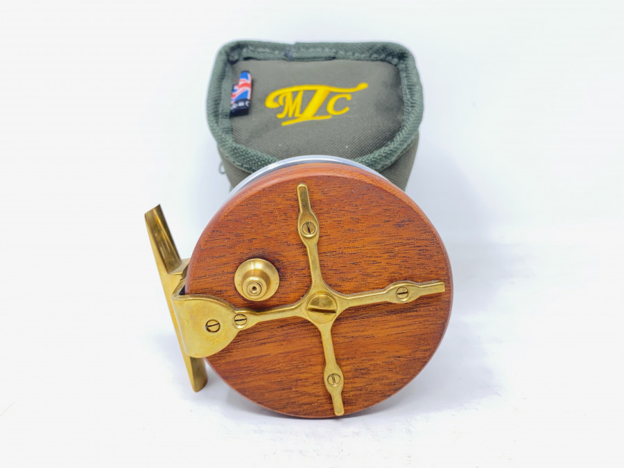 Centrepin Rolle, Garry Mills Millbrook, Edelholzrücken, 84mm Rollenaussendurchmesser, 36mm Rollenbreite, Rollentasche, neu und ungefischt, ein Traumstück