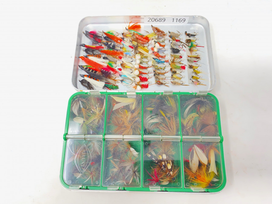 Alu Fliegenbox Perrine, 8 Springdeckel und diverse Clips, beinhaltet 12 Maifliegen, 60 Trockenfliegen, 40 Nymphen, 30 Streamer, insgesamt 142 Top Fliegen