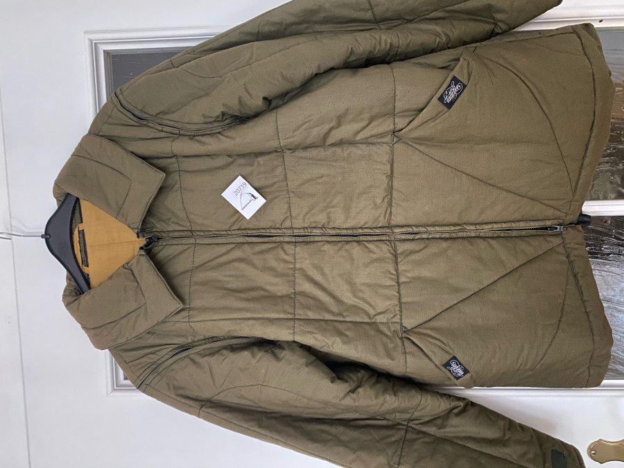 Steppjacke, Thinsulate Thermal Insulation, Ärmel und Kragen per Reißverschluss abnehmbar, Grösse 48, neu und ungetragen