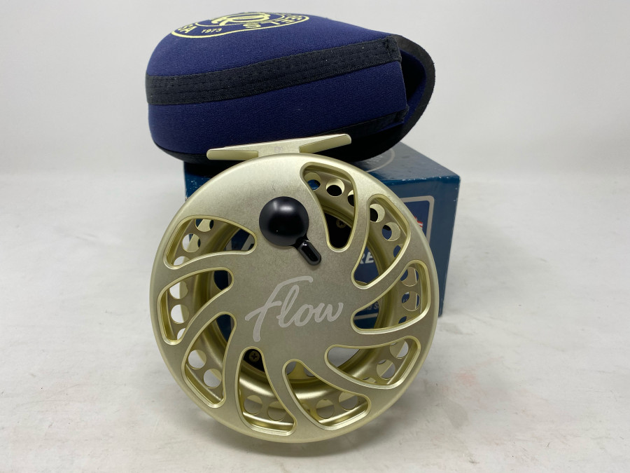 Centerpinrolle Ross Reels, Flow, Champagne Gold, Neopren Rollentasche im Karton, neu