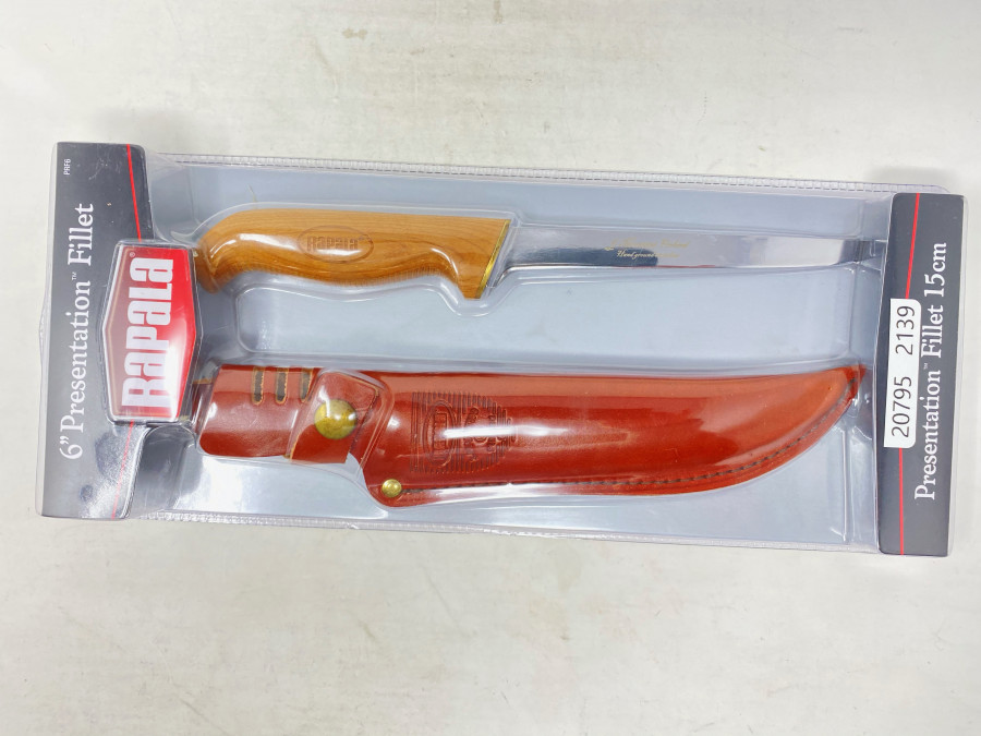 Rapala Presentation Fillettiermesser, hergestellt von Marttiini, Finland, 15cm Klingenlänge, Griff gebackene Birke, geprägte Echtlederscheide mit Schnappverschluß, diese Qualität wird seit Jahren nicht mehr hergestellt, EK vor vielen Jahren € 75,00, neu