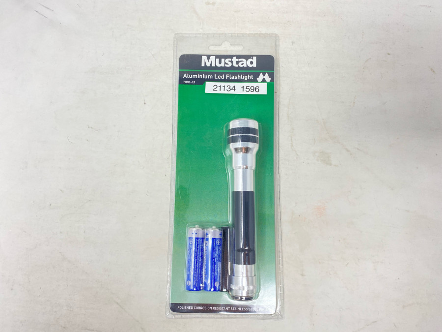 Mustad Aluminium Led Flashlight, die Lampe ist wasser- und stoßfest und ist mit Led Glühbirnen ausgestattet, neu