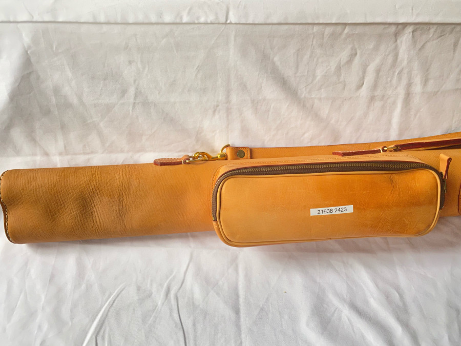 Transportbehälter, Leder, für 2 Ruten, 1.200mm, 2 Aussentaschen für Rollen und Zubehör