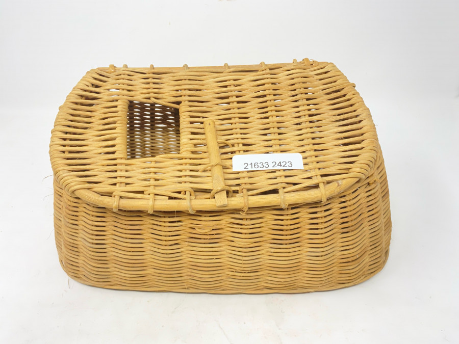 Kleiner Fischkorb, Peddigrohr, 340x130x150mm hoch,ohne Trageriemen