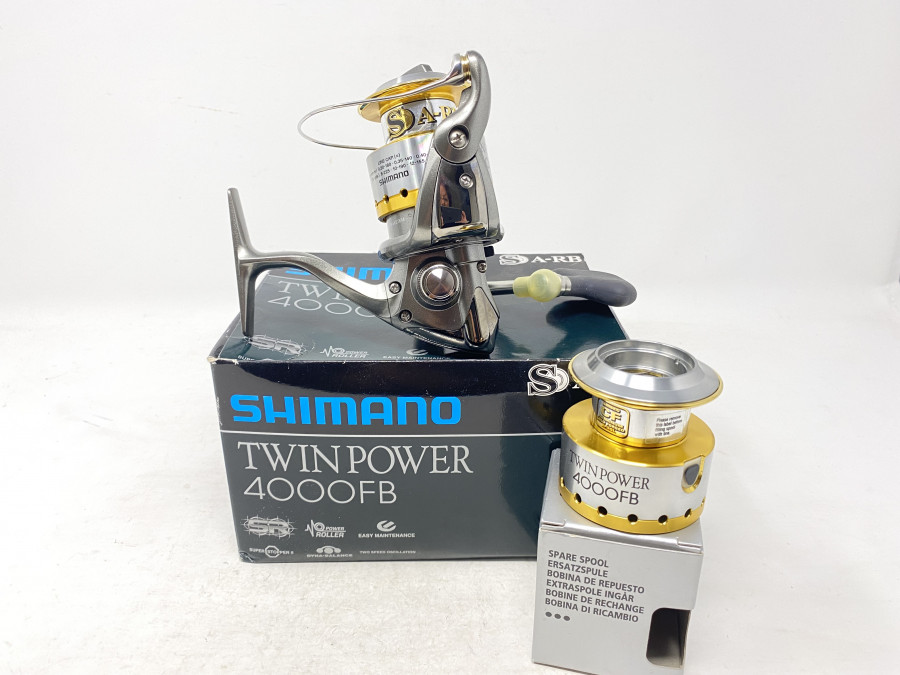 Stationärrolle Shimano Twinpower 4000FB, Öl, Reservespule, Papiere, neu im Karton