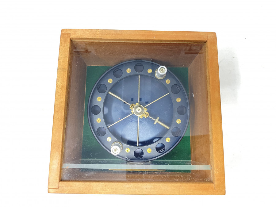Centerpinrolle, Match Aerial, Regd No. 365091, Rollendurchmesser 110, Rollenbreite 30mm, sehr guter Zustand, in Holzbox