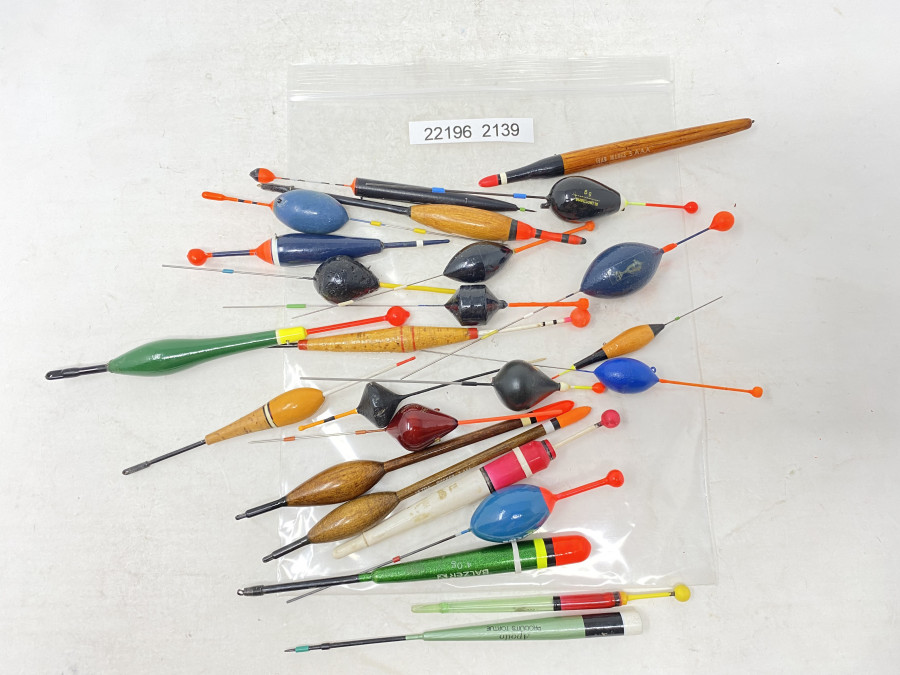 25 Schwimmer, bis 15cm, gebraucht
