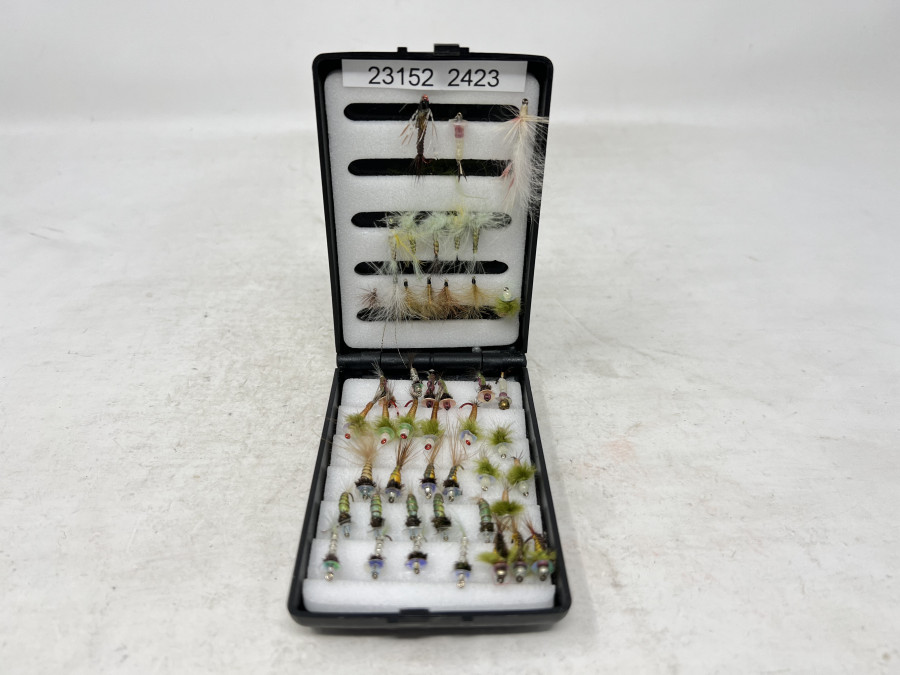 Fliegenbox Danica, mit 47 interessanten Nymphen und Trockenfliegen