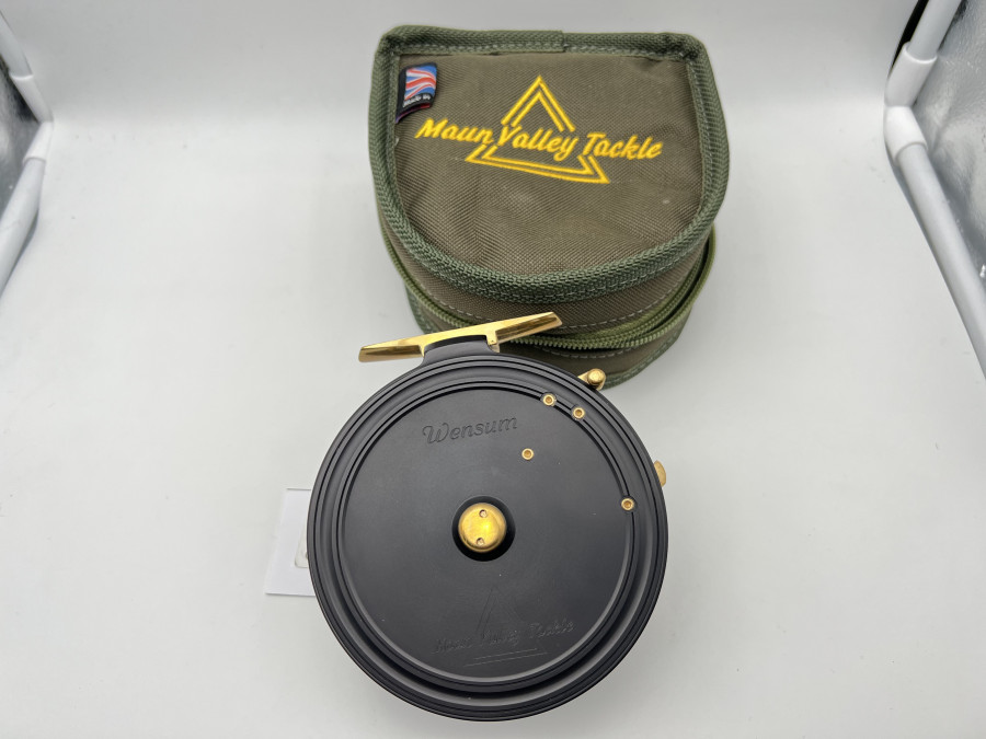 Centrepin Rolle, Rollen Modell Wensum Serial No. 43, aus der Manufaktur Garry Mills England, Rollendurchmesser 100mm, Rollenbreite 40mm, mit Reel Certificate, Rollentasche, ungefischt