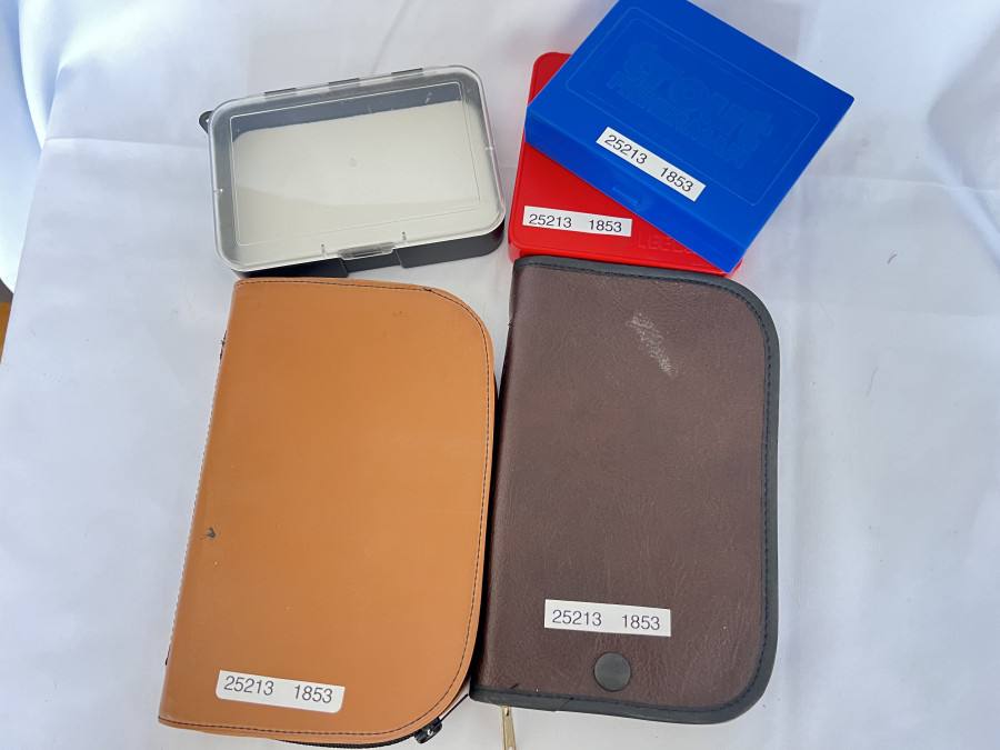 Fliegenboxen: Leeda, Trout Fisherman, Masterline und 2 Streamer Wallets