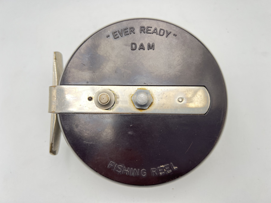 Spinn- und Grundrolle, DAM Ever Ready Fishing Reel, Bakelite / Mettall, ausschaltbare Knarre, 100mm Rollendurchmesser, Gebrauchsspuren