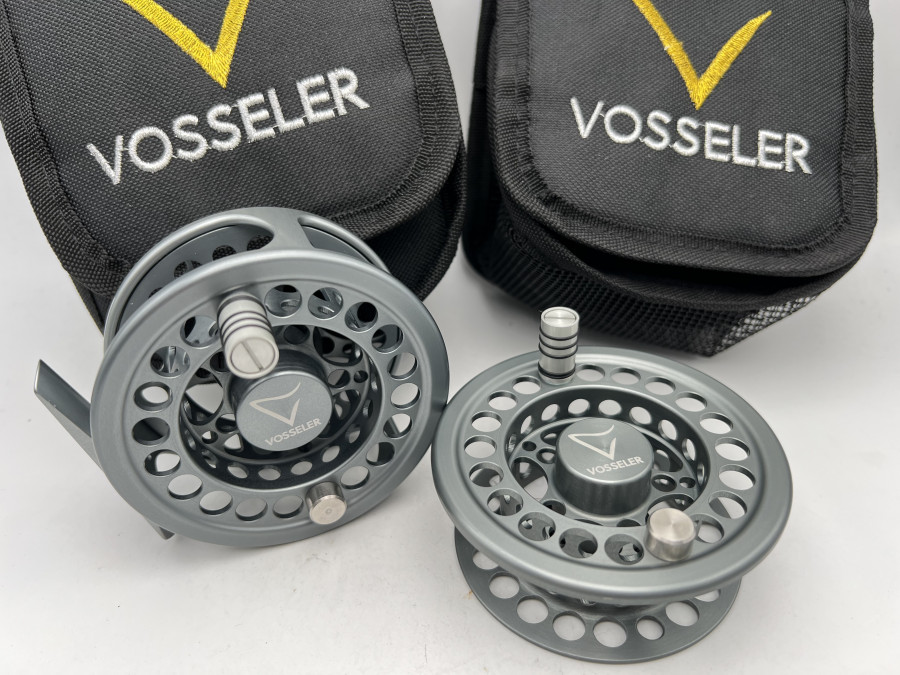 Fliegenrolle, Vosseler DC2 5/6, Titan, Reservespule, Rollentasche, neu und unbenutzt, im Karton