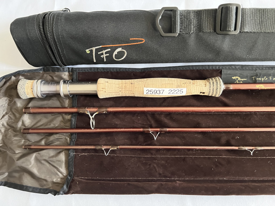 Fliegenrute Temple Fork Outfitters, Mangrove, 4tlg., 9.0", #8, Futteral, Codura Transportrohr, Gebrauchsspuren, Transportlänge 800mm