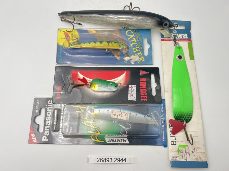 5 Kunstköder, 1 Panasonic Wobbler, 2 Wobbler, 2 Löffel, ungefischt