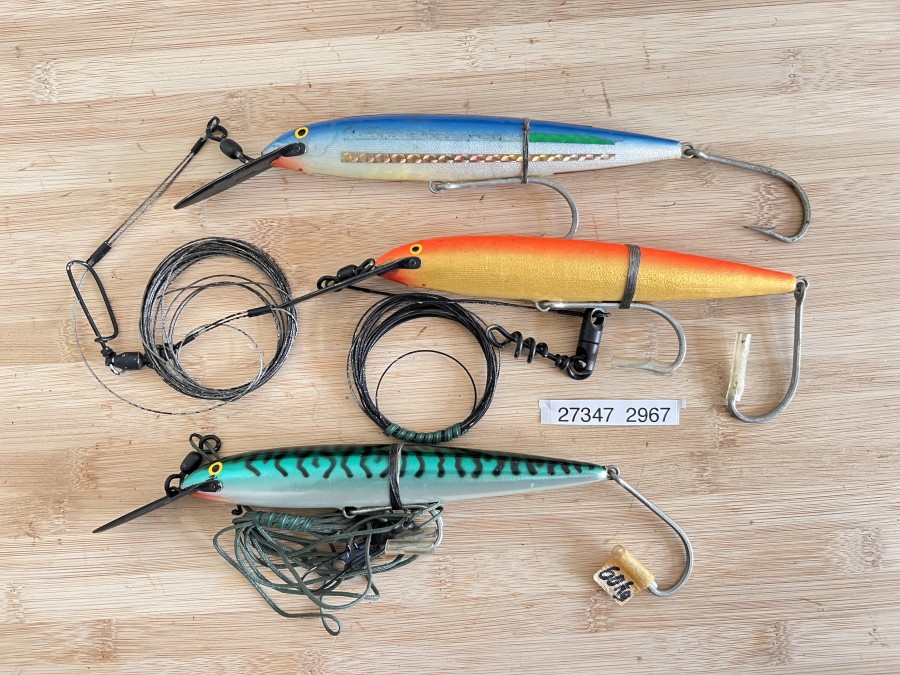 3 Big Game Wobbler, Rapala Sinking, Makrele, gold/orange, weiß/blau, 20cm jeweils mit Stahlvorfach, gefischt