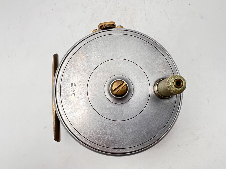 Vintage Lachsfliegenrolle, Plairfair Aberdeen, Linkshand, Horngriff, Messing Rollenfuß 80mm lang, Rollendurchmesser 100mm, Rollenbreite 50mm, sehr guter Zustand