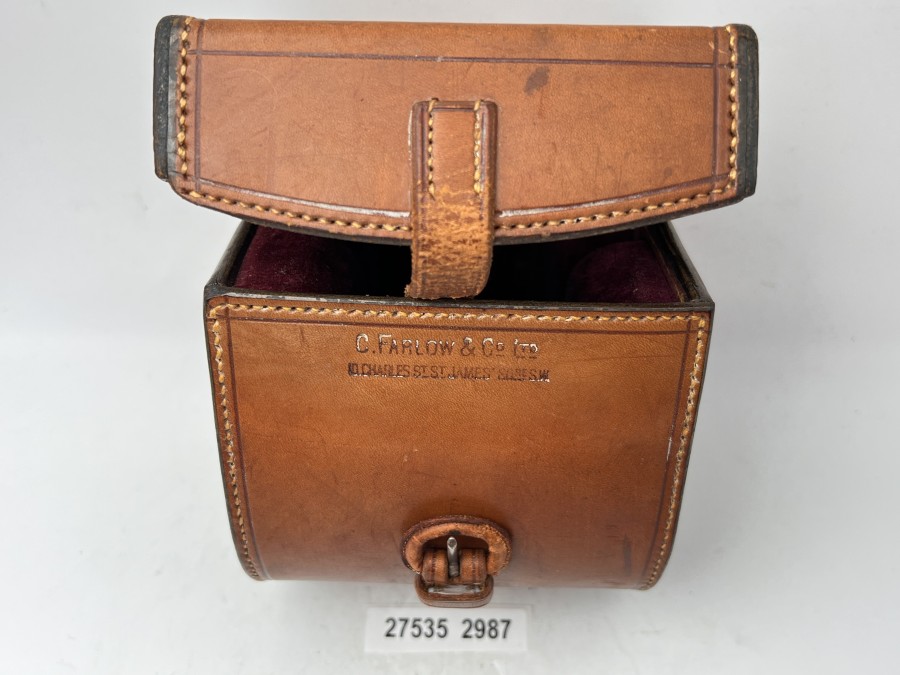 Rollentasche, C. Farlow & co Ltd., Blockleder, für 100mm Rollendurchmesser, 50mm Rollenbreite, Verschlussriemen brüchig und sollte erneuert werden