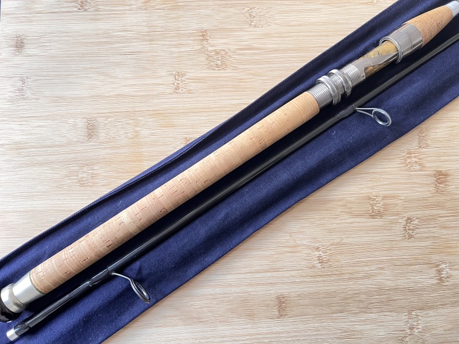 Spinnrute, Skyblade Professionell (Blechpeitsche), 2tlg., 2,70m, Wg 5-100gr, schön aufgebaut mit RST Rollenhalter, Fuji Ringen, sehr guter Kork, Gebrauchsspuren, Transportlänge 1350mm