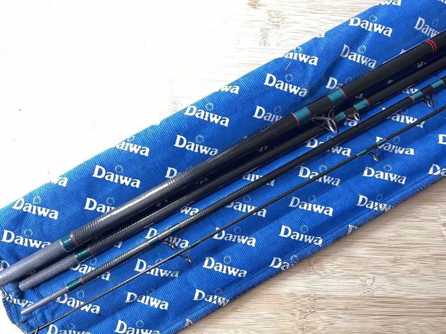 Zweihandfliegenrute, Daiwa, Graphite Salmon CF98-18. 4tlg., 18", #10-12, Futteral, Gebrauchsspuren, Transportlänge 1450mm, tolles Sammlerstück