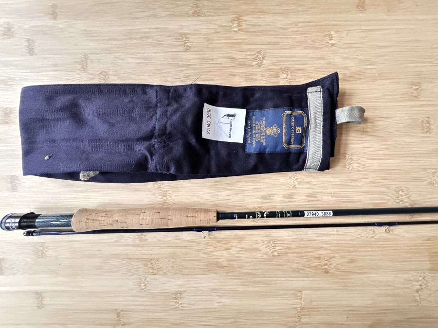 Fliegenrute, House of Hardy Made in England, Pat. No. 1.4.29.309, Hardy Elite, 2tlg., 2,59cm, #4, Gewicht 88 Gramm, Futteral, Gebrauchsspuren, Transportlänge 1350mm