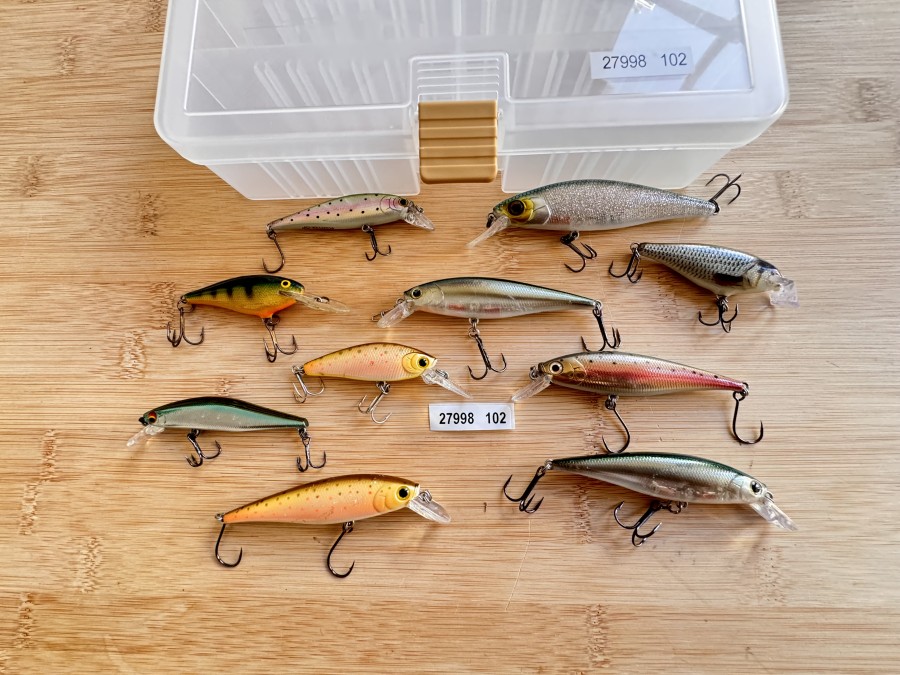 Wobbler, 10 Stück, Rapala, Pointer SP, und andere Hersteller, in Meiho Box, ungefischt