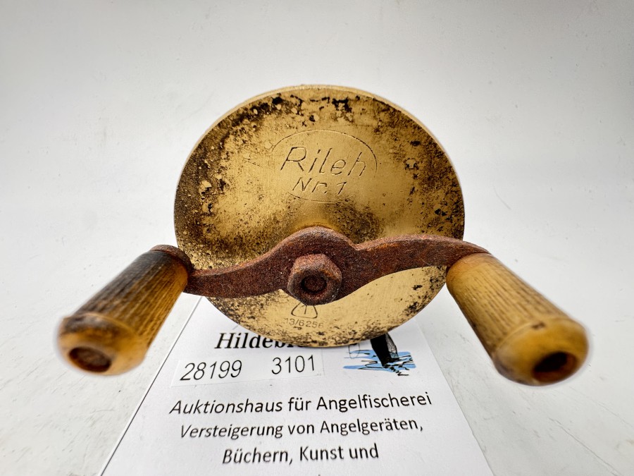 Kleine Multirolle, Rileh Nr. 1, 13/6258, Alu, ausschaltbare Knarre, Rollendurchmesser 5,5cm, Rollenbreite 55mm, starke Gebrauchsspuren