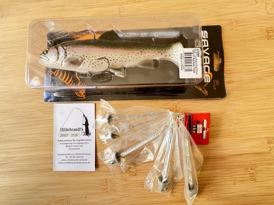 DAM Köderfisch-Systeme, 5 Stück, Gewicht 26gr, Länge 105mm, Art.Nr. 5612 105, dazu Kunstköder, Savage Gear SG 3D Trout Rattle Shaw, 20,5cm, neu