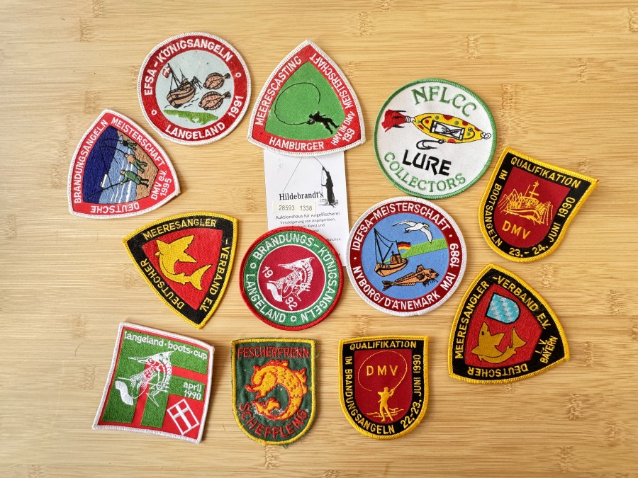 Aufnäher, 12 Stück, langeland.boots.cup, Qualifikation im Brandungsangeln, Idefsa-Meisterschaft, Brandung-Königsangeln, Fescherfrenn, NFLCC Lure Collectors, Qualifikation im Bootsangeln, EFSA-Königsangeln, Deutscher Meeresangler-Verband, Meerescasting, Deutscher Meeresangler-Verband e.V., Deutsche Brandungsangeln Meisterschaft