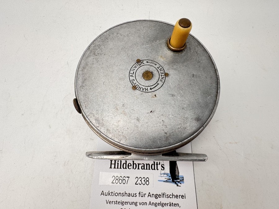 Fliegenrolle, Hardys Alnwick Patent, Trout-Perfect 3 5/8, MK-I - Check, ca. 1915,  Rechtshand, Ivorine Handle, Alu Rollenfuß, 73mm lang, Gewicht 180gr., technisch sehr gut, altersbedingte leichte Gebrauchsspuren