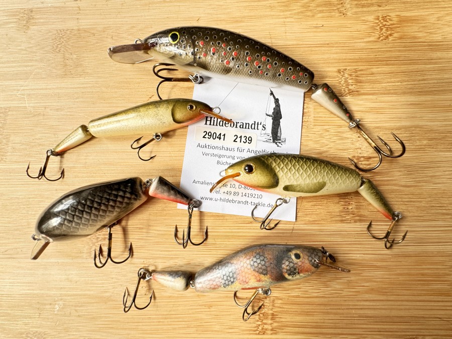 Wobbler, Serbische Handarbeit, Huchenwobbler, Fles, 13cm, 32g, Crankbait, 9cm, 17g, Duker, 11cm, 12g, Dragon, 10cm, 13g, 10cm, 12g, aus Holz geschnitzt, mehrfach lackiert, schöne Handarbeit, neu in Meiho Wobblerbox