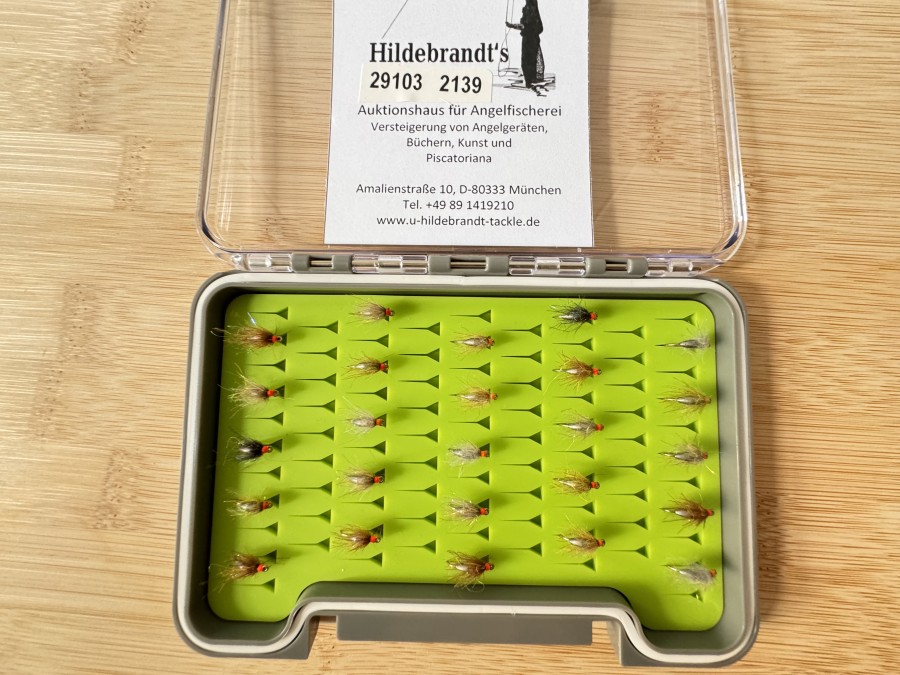 Nymphensortiment, 25 Stück, Tungstenkörper, CDC Feder mit UV Dubbing, Grösse 14 und 16, mit Widerhaken, in Fliegenfoambox, extrem fängig