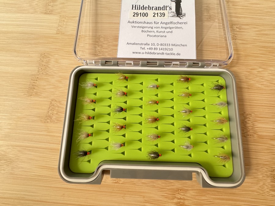 Nymphensortiment, 25 Stück, Tungstenkörper, CDC Feder mit UV Dubbing, Grösse 14 und 16, mit Widerhaken, in Fliegenfoambox, extrem fängig