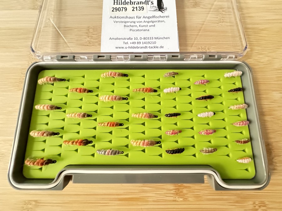 Bachflohkrebse, 30 Stück in Fliegenbox mit Foameinlage, Tiemco Haken, mit Widerhaken, Grösse 8 bis 16, sehr fängig