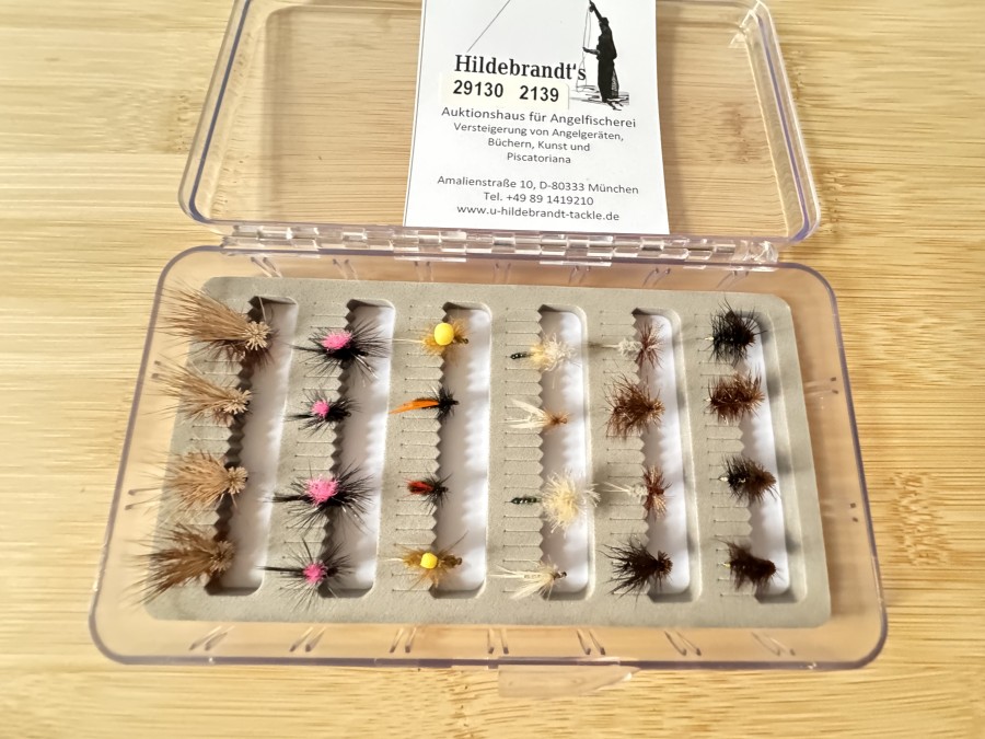 Trockenfliegensortiment, 24 Stück, Tiemco Haken, widerhakenlos, Grösse 12 bis 14, Quill Gordon, Rehhaar, Klinkhammer, CDC, in Fliegenfoambox
