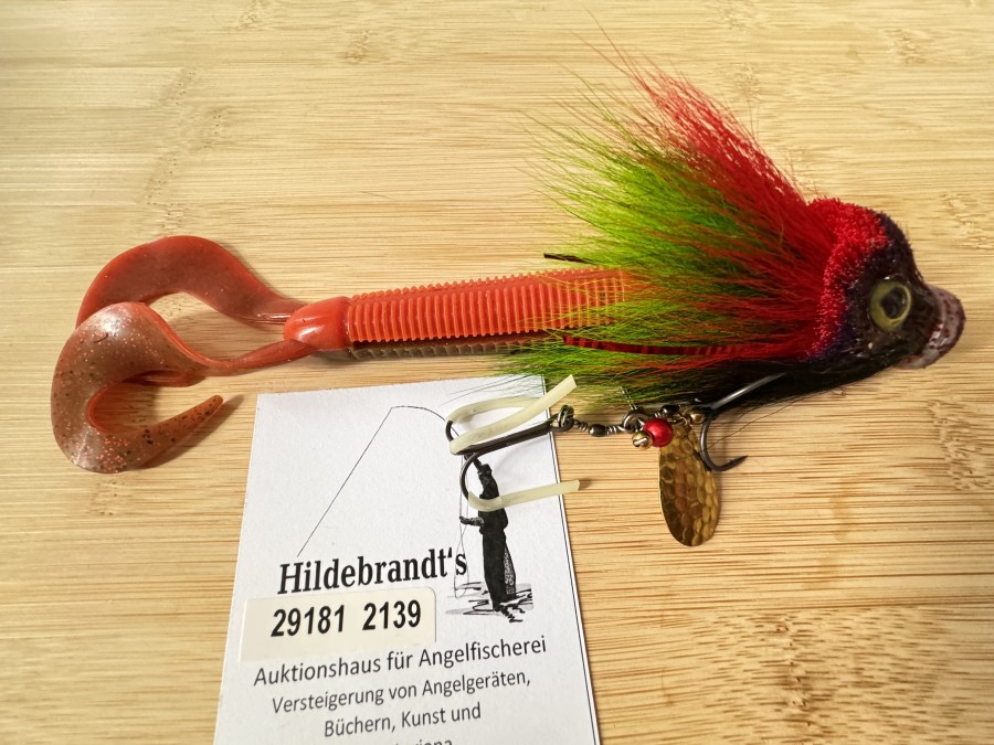 Monsterköder, Hero Luremaker, Modell Hero Piggy, Red Head, slow sink, 21cm, Gewicht 44g, für Predatoren über 1 Meter, extrem aufwendige Handarbeit, mit viel Bucktail, neu