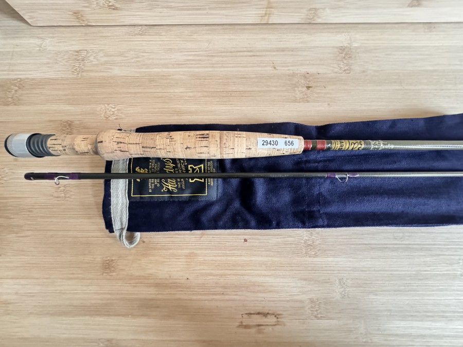 Fliegenrute, Hardy, Made in England, Hardy Favorite Grafite Fly, 2tlg., 9", #6/7, Gewicht 83g, Futteral, Gebrauchsspuren, Transportlänge 1400mm
