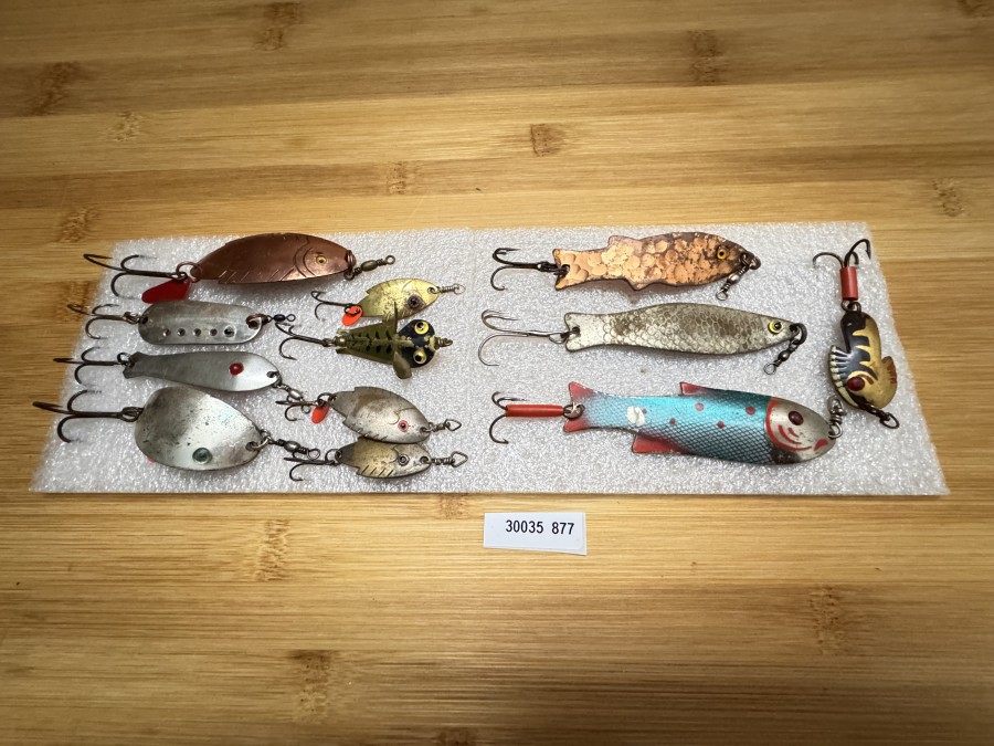 Glasaugenlöffel, 10 Stück mit geklebten Glasauge, es sind dabei: Espo, DAM, schwedisch, französisch, No Name und 2 Stück Plastikaugen (beide DAM))