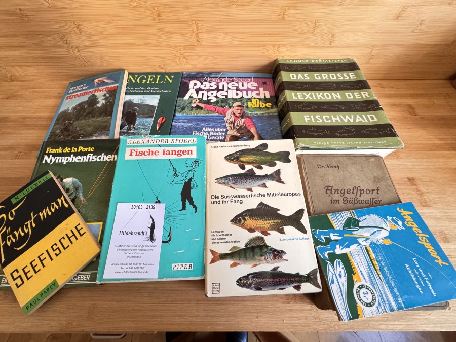 Angelsport im Süßwasser, Dr. Heintz, 1903, Das neue Angelbuch in Farbe, Alexander Spoerl, 1977, Die Süßwasserfische Mitteleuropas und ihr Fang, Franz Hackstock-Schellenberg, 1964, Das grosse Lexikon der Fischwaid, Arnold Bacmeister, 1969, Angeln, Pascal Durante, 1999, Fische fangen, Alexander Spoerl, 1960, Nymphenfischen, Frank de la Porte, 1983, Streamerfischen, Norbert Eipeltauer, 1980, Angelsport, Lory und Fettweis, So fängt man Seefische, R.Loebell