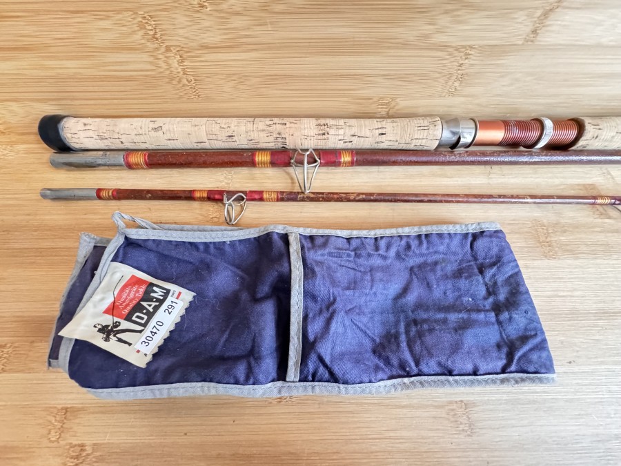 Vintage Spinnrute, DAM, mit Logo Flechsenberger Angelsport,Glasfaseer,  3tlg., 300cm, Gewicht 448g, Futteral, für Hecht und Huchen, Transportlänge 1040mm
