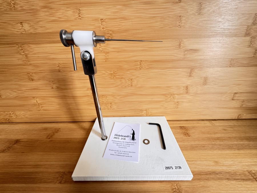 Tubenfliegen-Bindestock, Edelstahl, Delrin, reduzierte Nadel, 3/2,5/2/1,5 mm, Bodenplatte Stahl, pulverbeschichtet, Gewicht 2870 Gramm, leichte Gebrauchsspuren