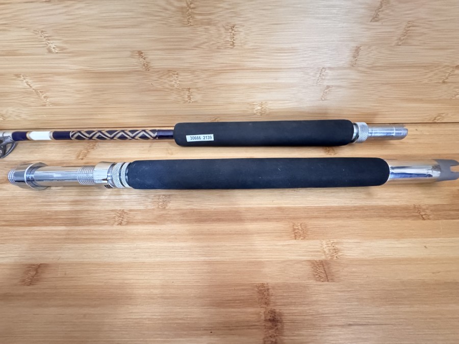 Big Game Rute, Daiwa, IIGFA Tournament Graphite 9073-30, 30 lb (15kg) Class, 2tlg., Length 6 2/2" - 2,03m, Gewicht 720 Gramm, Futteral, leichte Gebrauchsspuren, Transportlänge 1600mm