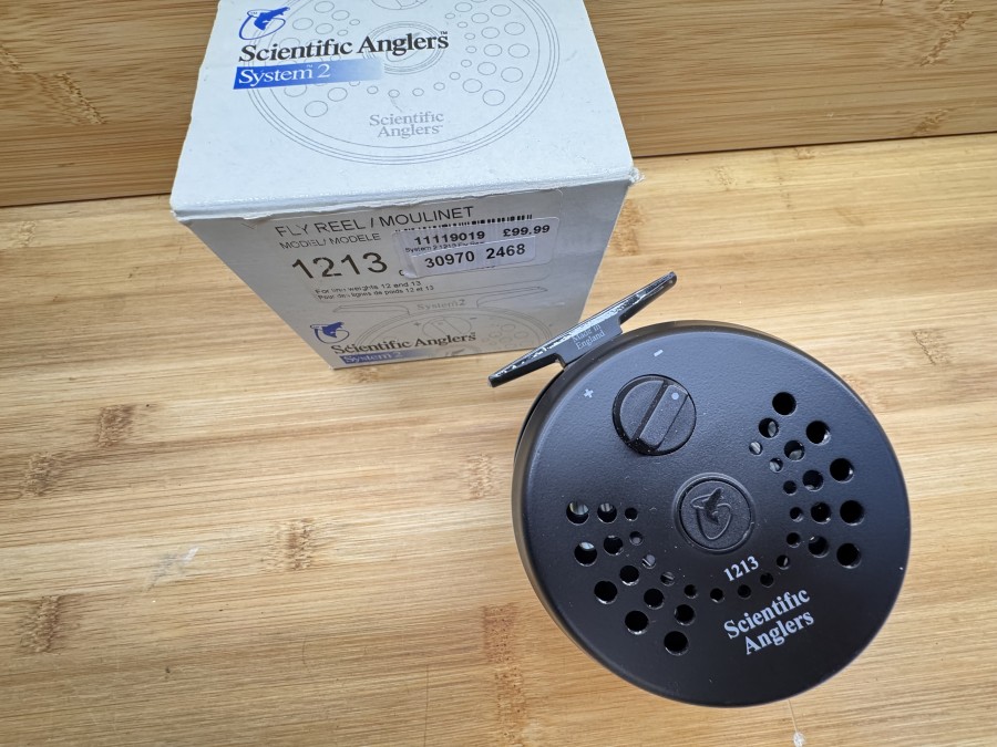 Lachsfliegenrolle, Scientific Anglers 1213, Rechtshand, Rollendurchmesser 100mm Rollenbreite 52mm, mit Backing und Fliegenschnur SH9F, Gebrauchsspuren