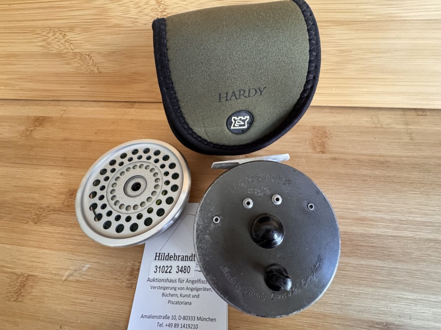 Fliegenrolle, Made by Hardy Bros. Ltd England, Marquis #8/9 Multiplier, Gewicht 203 Gramm, Reservespule, Links- oder Rechtshand, Rollentasche, technisch gut, starke Gebrauchsspuren